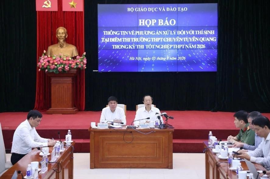 Bộ GD&ĐT thông tin về phương án xử lý đối với thí sinh tại Điểm thi Trường THPT Chuyên Tuyên Quang.