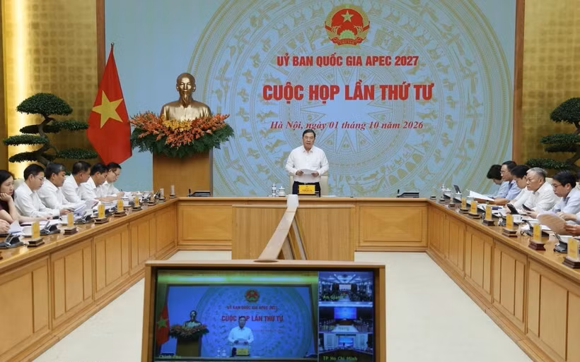 Phó Thủ tướng Thường trực Phạm Gia Túc, Chủ tịch Ủy ban Quốc gia APEC 2027 chủ trì cuộc họp. 