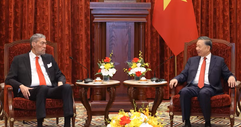 Tổng Bí thư, Chủ tịch nước Tô Lâm tiếp đồng chí Miguel Mejia, Tổng Bí thư Đảng Phong trào Cánh tả Thống nhất (MIU), Bộ trưởng Bộ Chính sách Hội nhập Khu vực của Cộng hòa Dominica. 