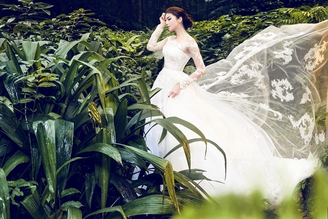 Ngỡ ngàng với hình photoshop quá đà của Kỳ Duyên