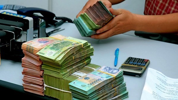 Không thể tin được với số tiền thưởng tết của sao Việt