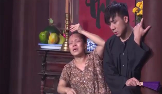Hội ngộ danh hài: Trấn Thành bị 'tụt quần' ngay giữa sân khấu