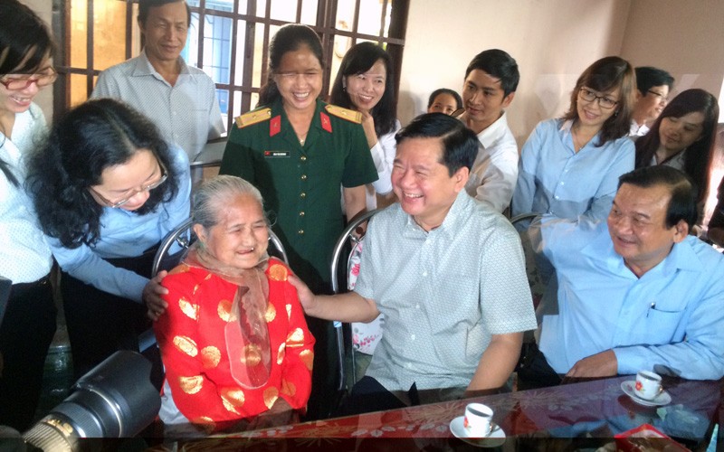 Công bố đường dây nóng trực tiếp của ông Đinh La Thăng