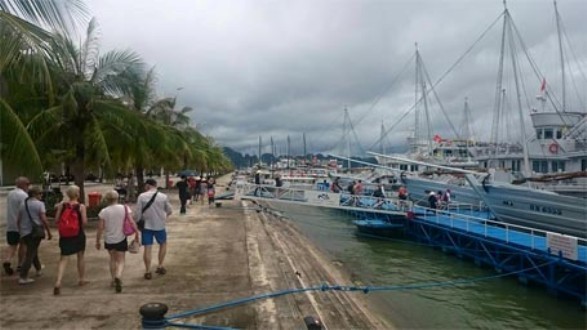 Bộ Tư pháp 'tuýt còi' 2 quyết định trái luật của Quảng Ninh