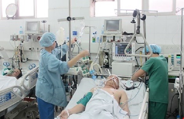 Tăng viện phí: Nhiều dịch vụ không được BHYT thanh toán