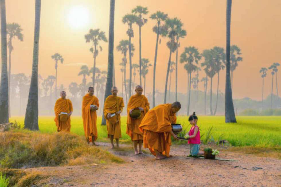 Cho và nhận đều trong sạch thì phước đức mới được đủ đầy