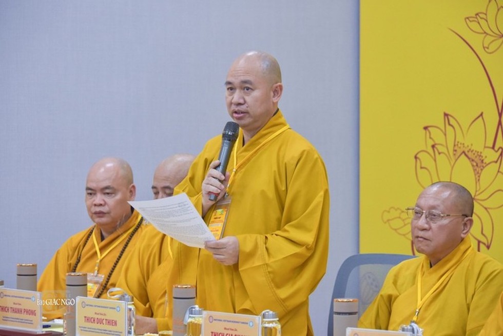 Thượng tọa Thích Đức Thiện công bố thông tin với báo giới về Đại lễ Vesak Liên Hiệp Quốc 2025 do GHPGVN đăng cai tổ chức tại TP.HCM -