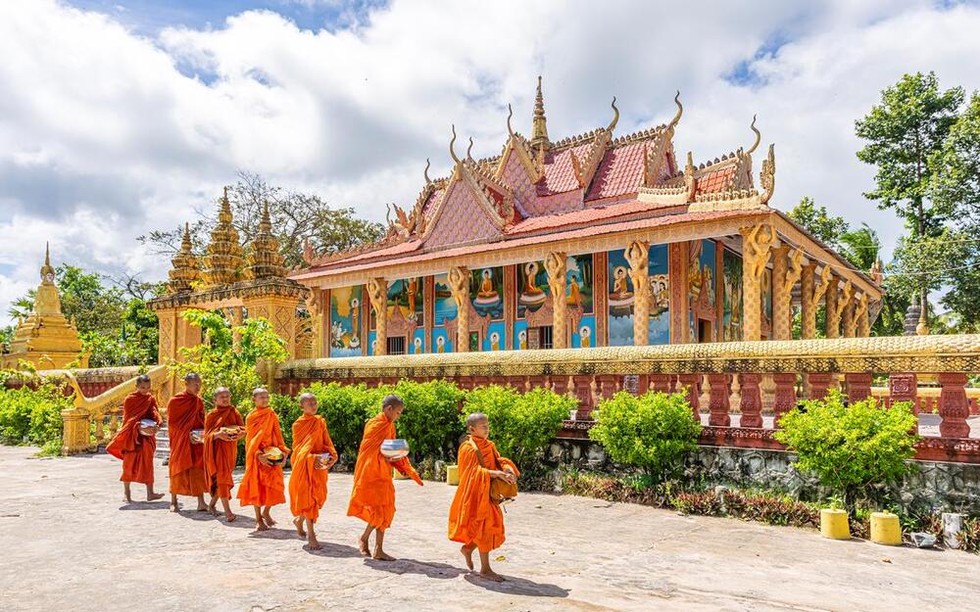 Khám phá kiến trúc độc đáo của chùa Tà Ngáo ở vùng biên An Giang 