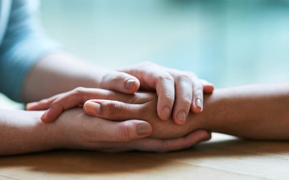 Người nào không tốt với mình, mình càng phải đối xử tốt với họ