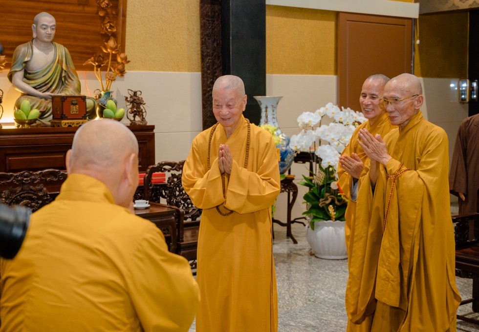 Vấn an Đức Pháp chủ trước thềm năm mới