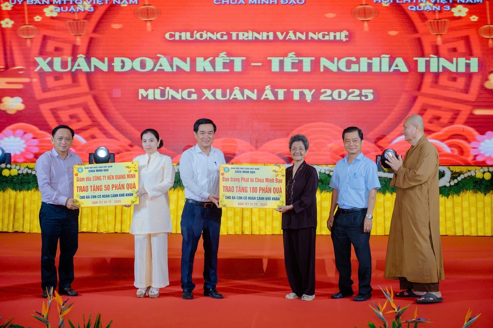 Chùa Minh Đạo tổ chức "Xuân yêu thương - Tết nghĩa tình"