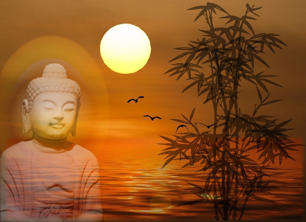 Khéo quán sát để biết mình