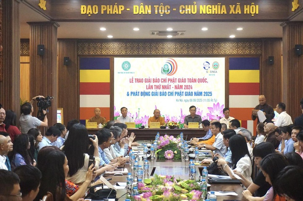 Lễ trao Giải Báo chí toàn quốc về “Tuyên truyền lối sống Tốt Đạo - Đẹp Đời, Phật giáo Việt Nam đồng hành cùng dân tộc” lần thứ nhất, năm 2024 và Phát động Giải báo chí Phật giáo năm 2025