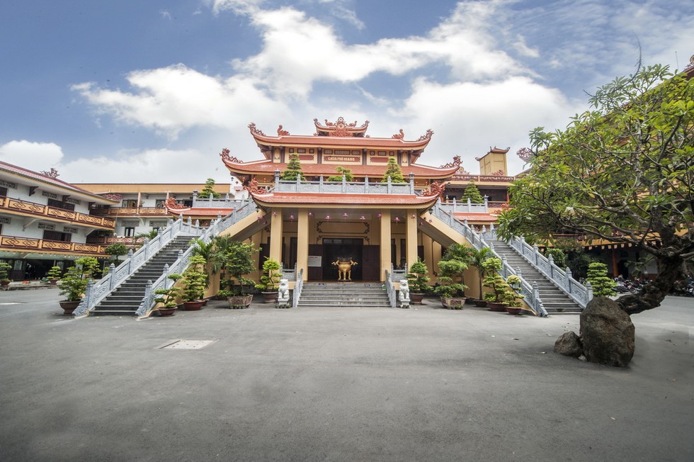 TP Hồ Chí Minh trao sổ hồng cho cơ sở tôn giáo đợt 3 năm 2023