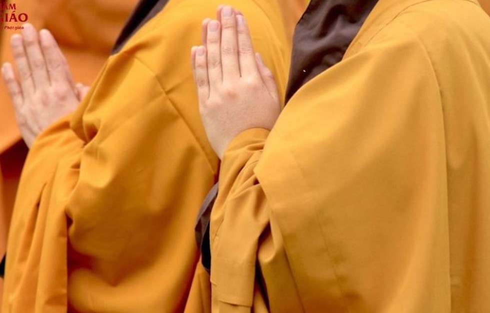 Người xuất gia cần tránh những cơ hiềm, tổn hại cho đạo