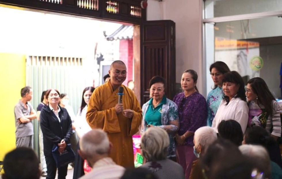 Chùa Tường Nguyên tặng 950 phần quà Tết đến những gia đình khó khăn