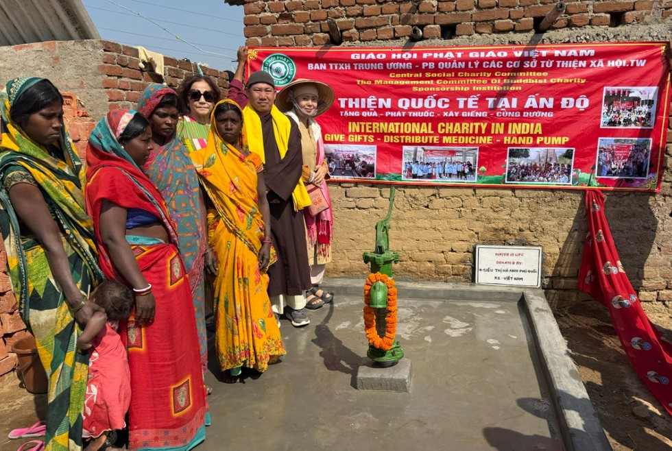 Ban TT-XH TƯ hành hương và từ thiện quốc tế tại Ấn Độ.