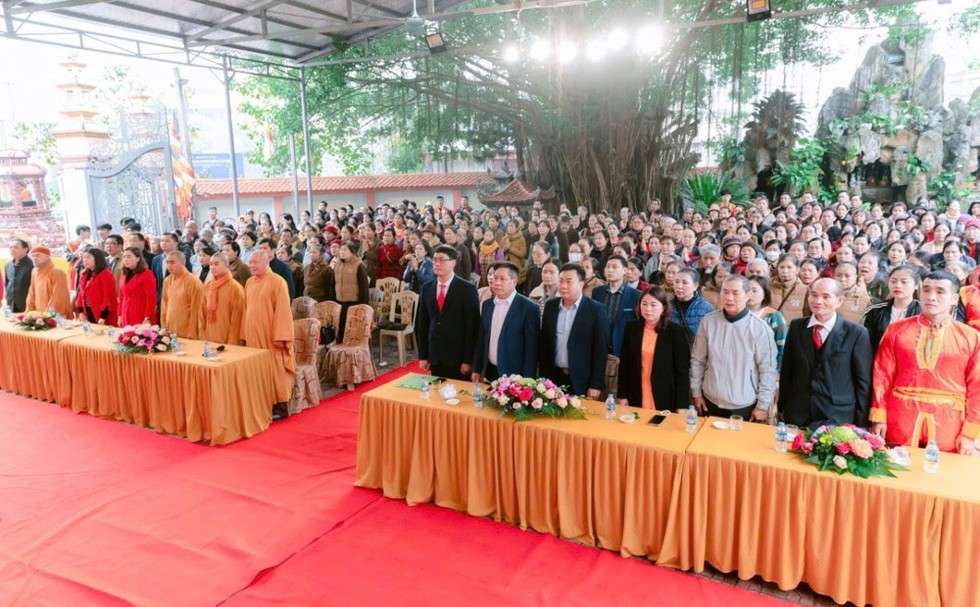Khai mạc lễ hội văn hóa truyền thống "Cỗ oản cầu phúc" năm 2025 tại chùa Khải Minh