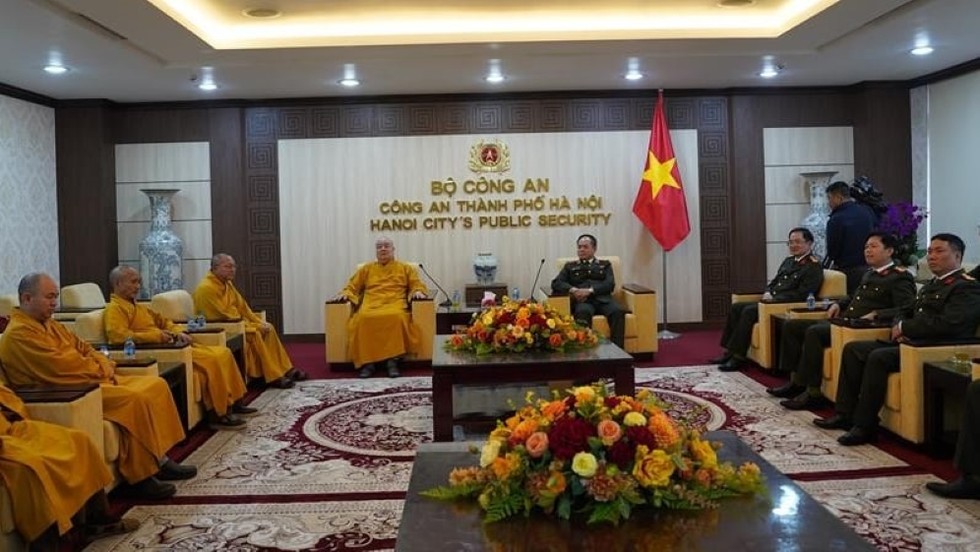 Buổi gặp thân mặt tại Trụ sở Công an TP.Hà Nội.