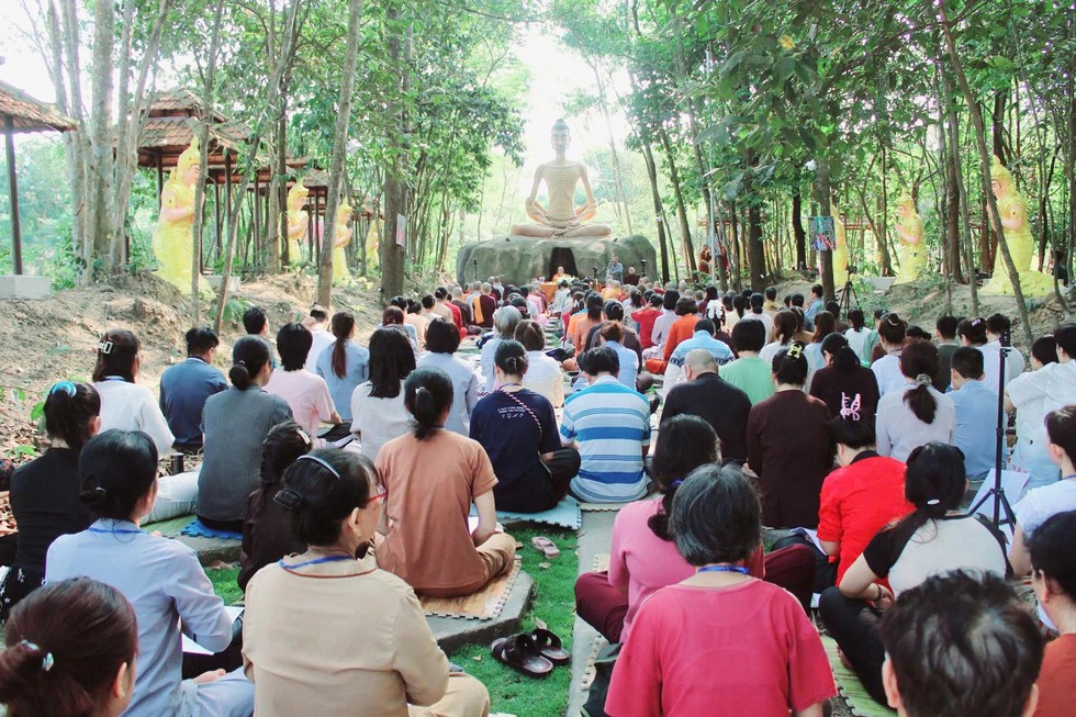 Hãy kiểm soát bản thân từng bước mài mòn tập khí tham sân si