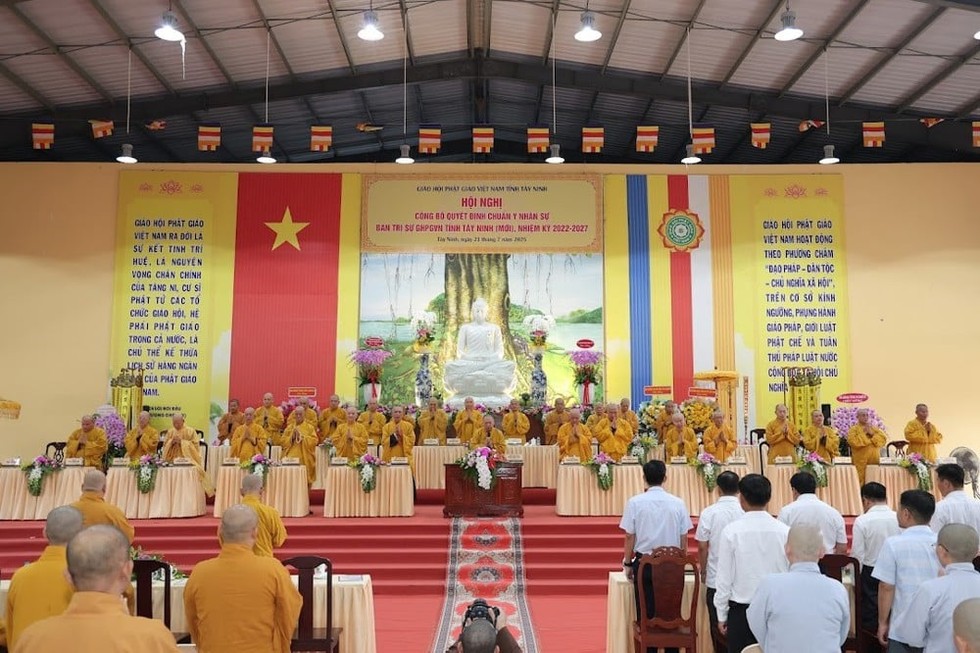 Quang cảnh buổi lễ.