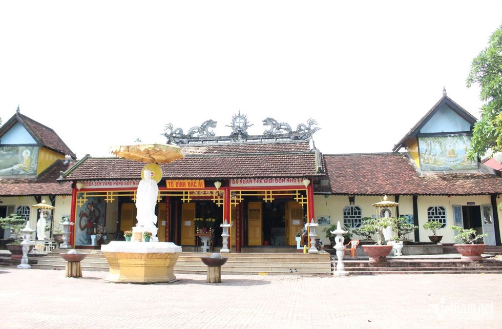 Điều chưa biết về chiếc chuông cổ gần 200 tuổi ở tổ đình Bác Ái