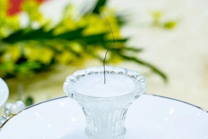 Thông tin việc chùa Ba Vàng tổ chức rước, chiêm bái vật thể được cho là "xá lợi tóc của Đức Phật"