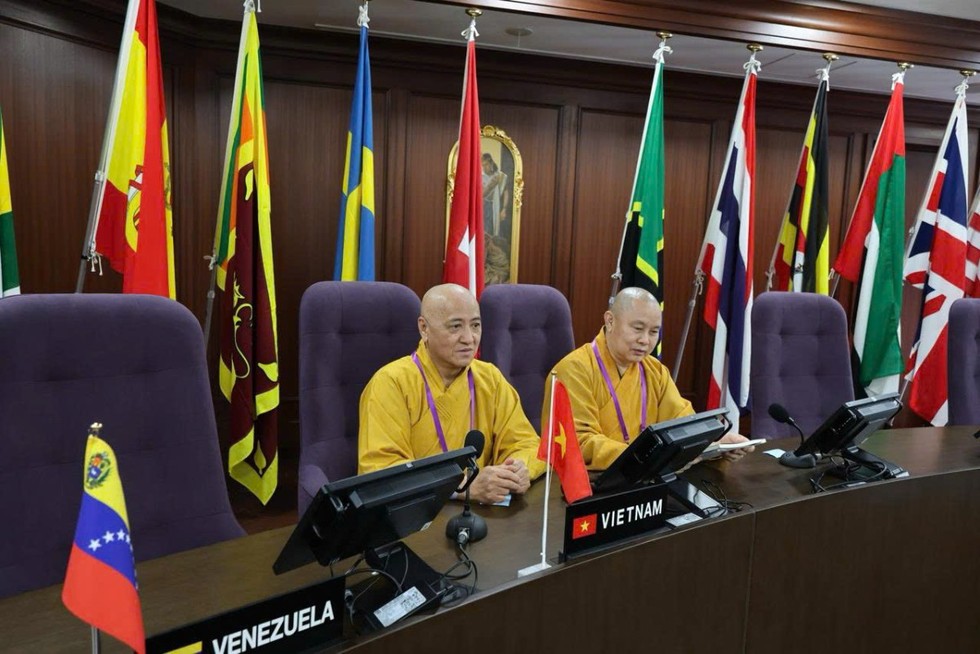 Hòa thượng Thích Huệ Thông phát biểu tại Hội nghị Thượng đỉnh Phật giáo Thế giới lần thứ IX ở Nhật Bản